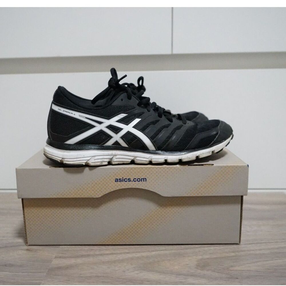 Asics Gel Zaraca Size 7.5 Black and White Women's Original Box